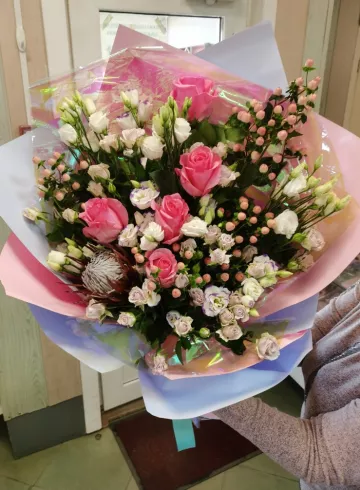 Авторский букет «Полёт» от интернет-магазина цветов в 