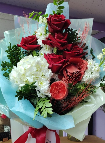 Искренние чувства от интернет-магазина цветов в 