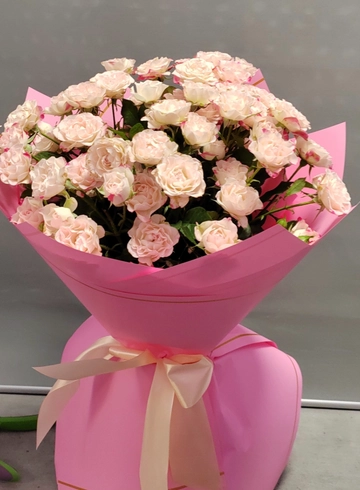 Кустовые розовые розы от интернет-магазина цветов в 