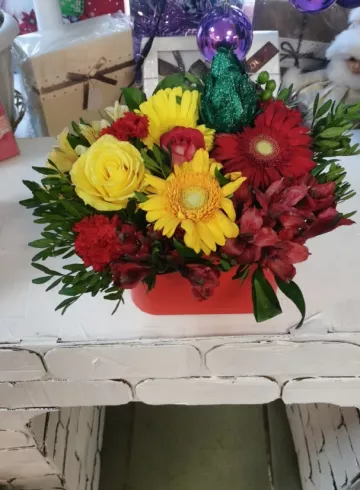 Композиция «Салют» от интернет-магазина цветов в 