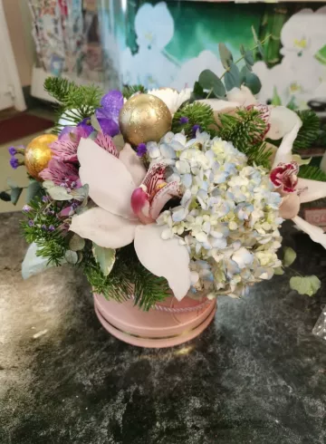 Композиция «Бумер» от интернет-магазина цветов в 